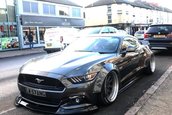 Ford Mustang de la Liberty Walk in UK