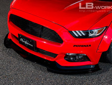 Ford Mustang de la Liberty Walk