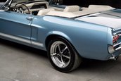 Ford Mustang de la Velocity