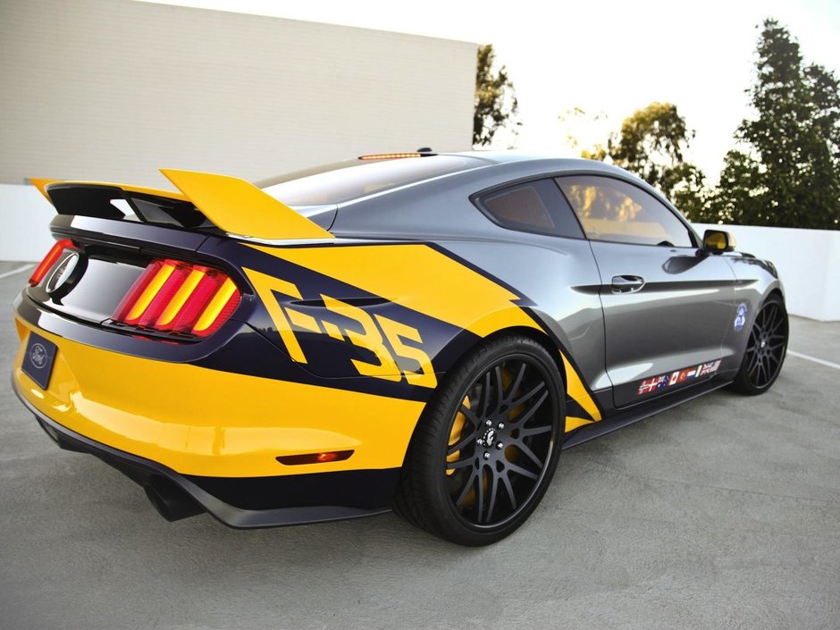 Ford Mustang F-35 Lightning II Edition