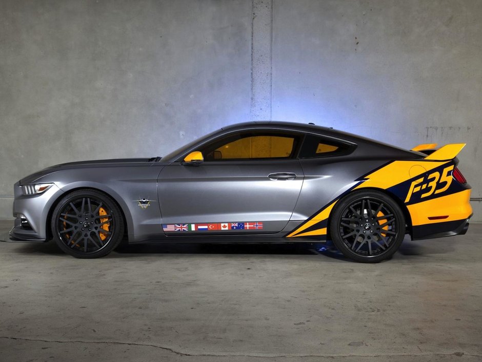 Ford Mustang F-35 Lightning II Edition