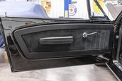 Ford Mustang Fastback cu motor de 7.0 litri