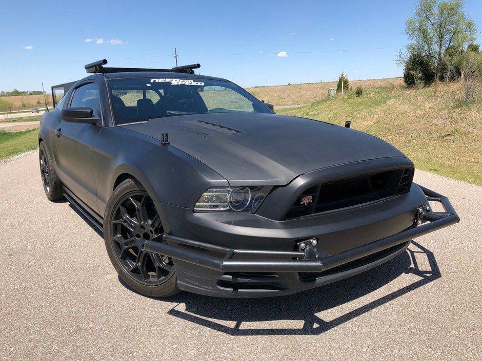 Ford Mustang GT camera car