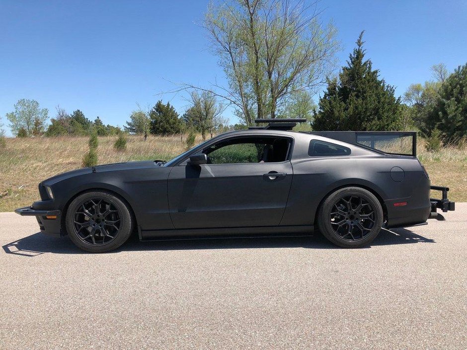 Ford Mustang GT camera car