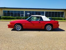 Ford Mustang GT cu 2.100 de kilometri