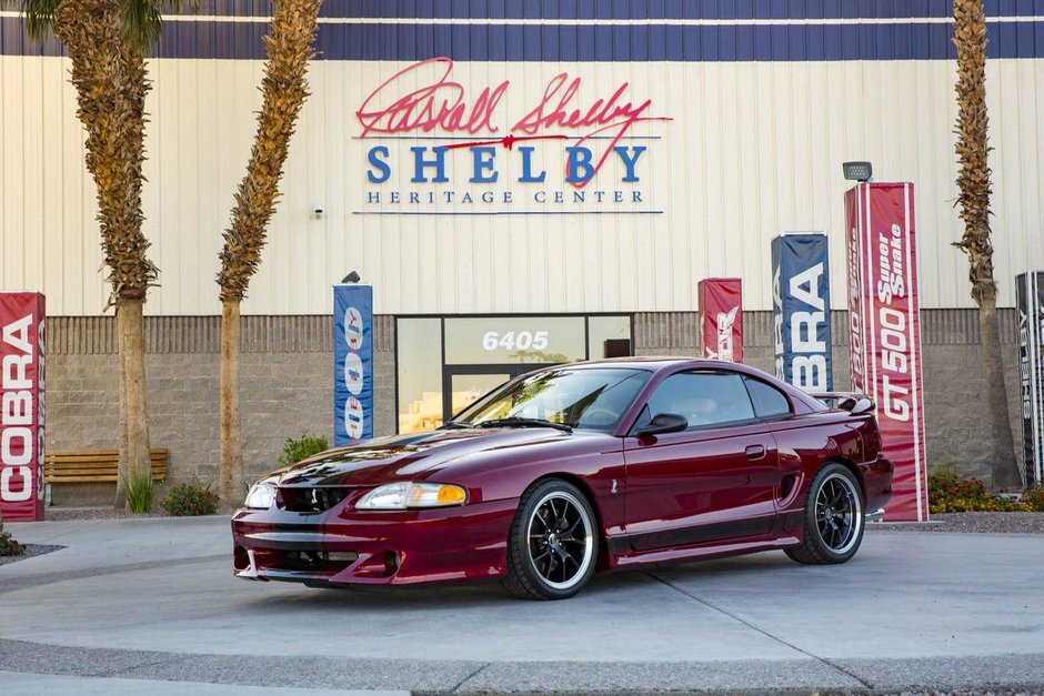 Ford Mustang GT de la Shelby