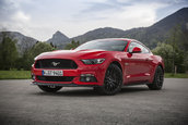 Ford Mustang GT si Fasback