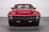 Ford Mustang GT transformat in Shelby GT500