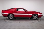 Ford Mustang GT transformat in Shelby GT500