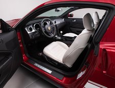 Ford Mustang GT transformat in Shelby GT500