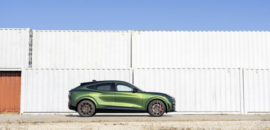 Ford Mustang Mach-E GT Bronze Appearance Package