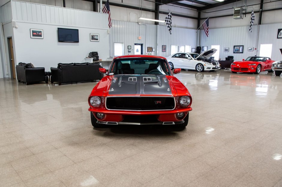 Ford Mustang restomod