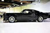 Ford Mustang restomod