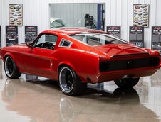 Ford Mustang restomod