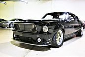 Ford Mustang restomod