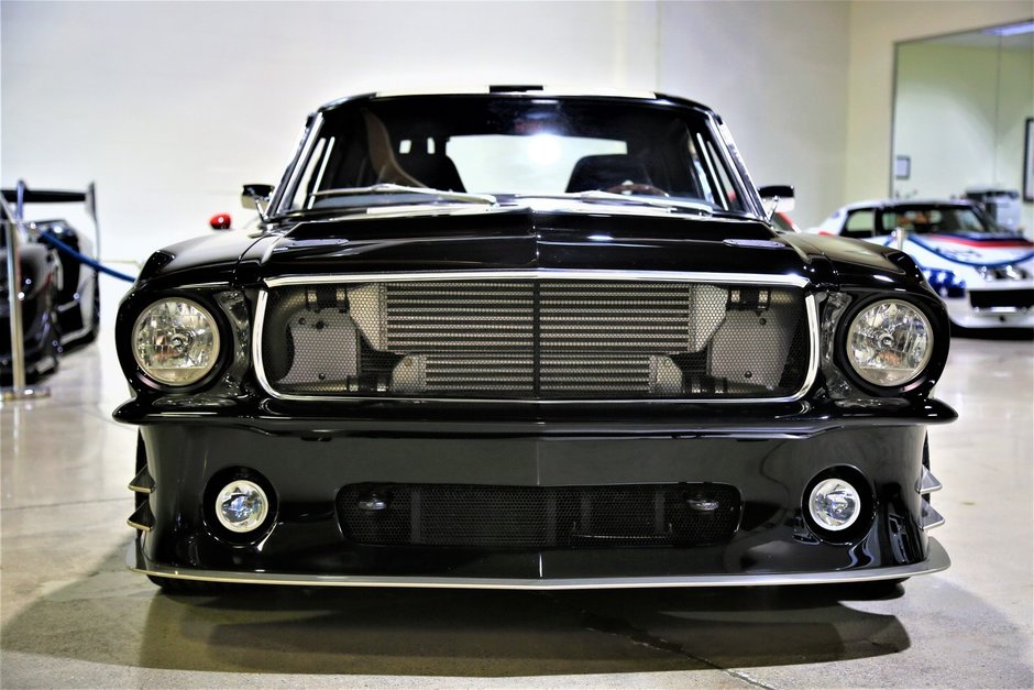 Ford Mustang restomod