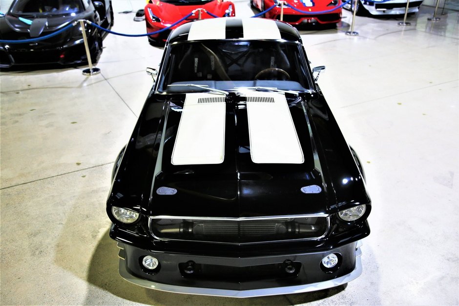 Ford Mustang restomod