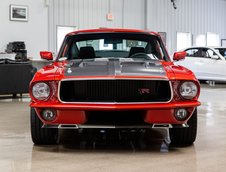 Ford Mustang restomod