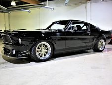 Ford Mustang restomod