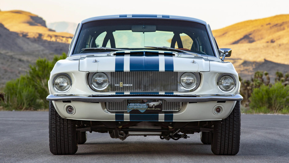 Ford Mustang Shelby GT500 Super Snake din 1967