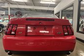 Ford Mustang SVT Cobra Convertible cu 8.8 kilometri la bord