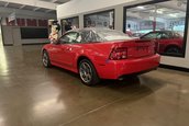 Ford Mustang SVT Cobra Convertible cu 8.8 kilometri la bord