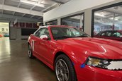 Ford Mustang SVT Cobra Convertible cu 8.8 kilometri la bord
