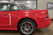Ford Mustang SVT Cobra Convertible cu 8.8 kilometri la bord