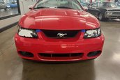 Ford Mustang SVT Cobra Convertible cu 8.8 kilometri la bord