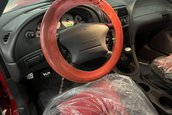 Ford Mustang SVT Cobra Convertible cu 8.8 kilometri la bord