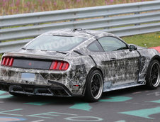 Ford Mustang SVT - Poze Spion