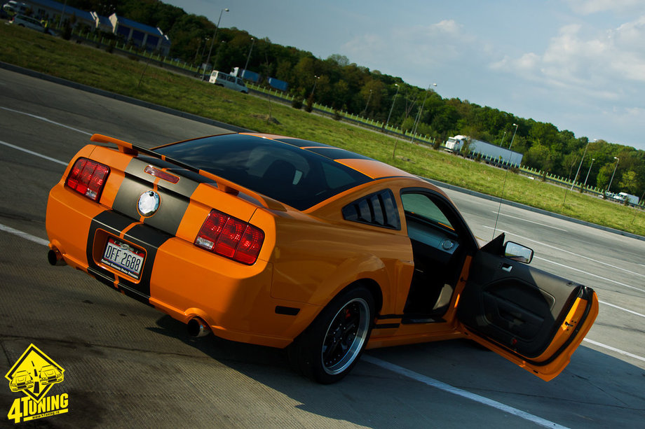 Ford Mustang Turbo - SPA RACING ZONE