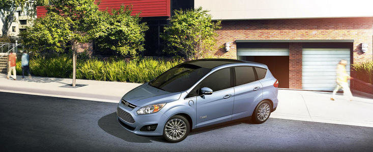 Ford promite o autonomie mai mare pentru hibridul C-Max Energi