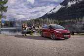 Ford S-Max Hybrid si Galaxy Hybrid