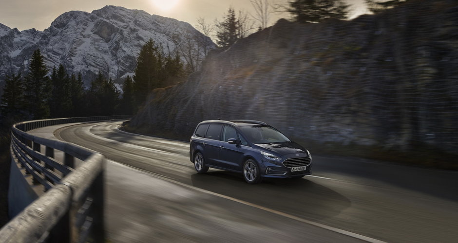 Ford S-Max Hybrid si Galaxy Hybrid