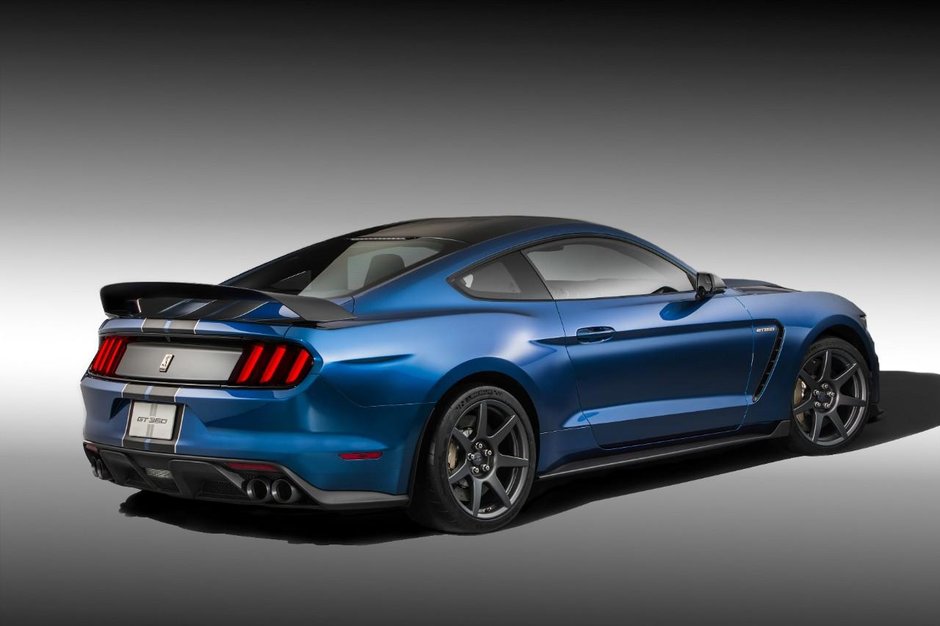 Ford Shelby GT350R 2015