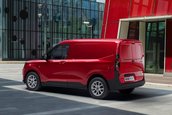 Ford Tourneo Courier si Ford Transit Courier