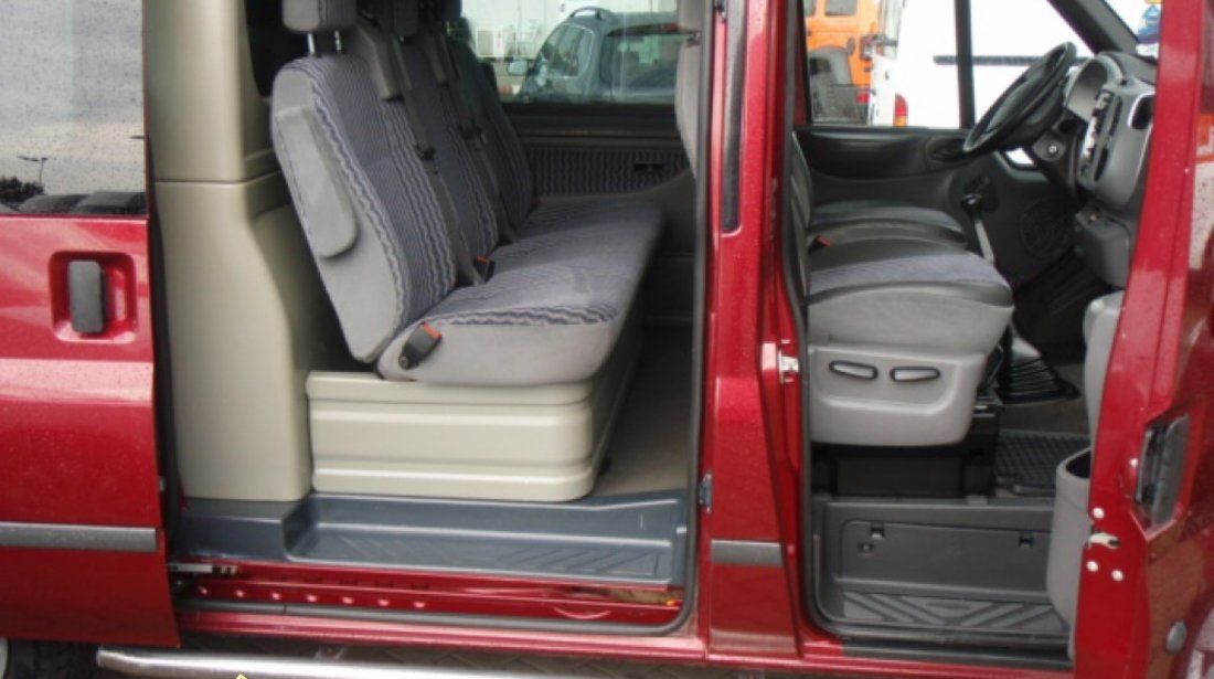 Ford Transit 2 0TDCI Mixta Autoutilitara Duba Furgon