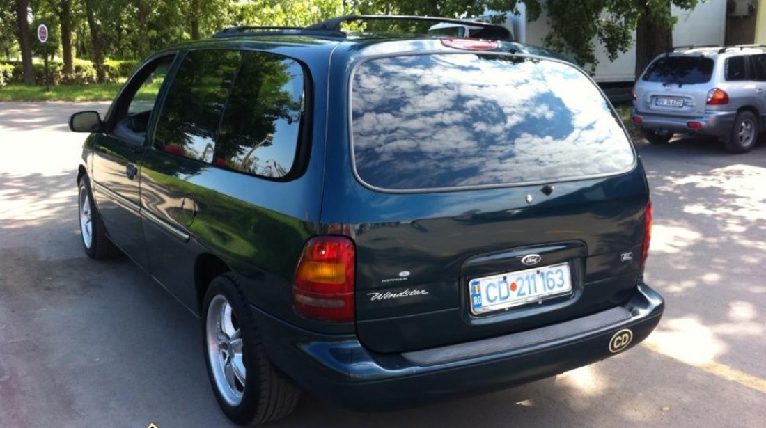 Ford Windstar 3300