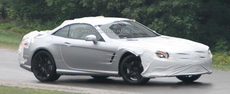 Foto Spion: Noul Mercedes SL63 AMG se lasa admirat in primele imagini spion Foto Spion: Noul Mercedes SL63 AMG se lasa admirat in primele imagini spion