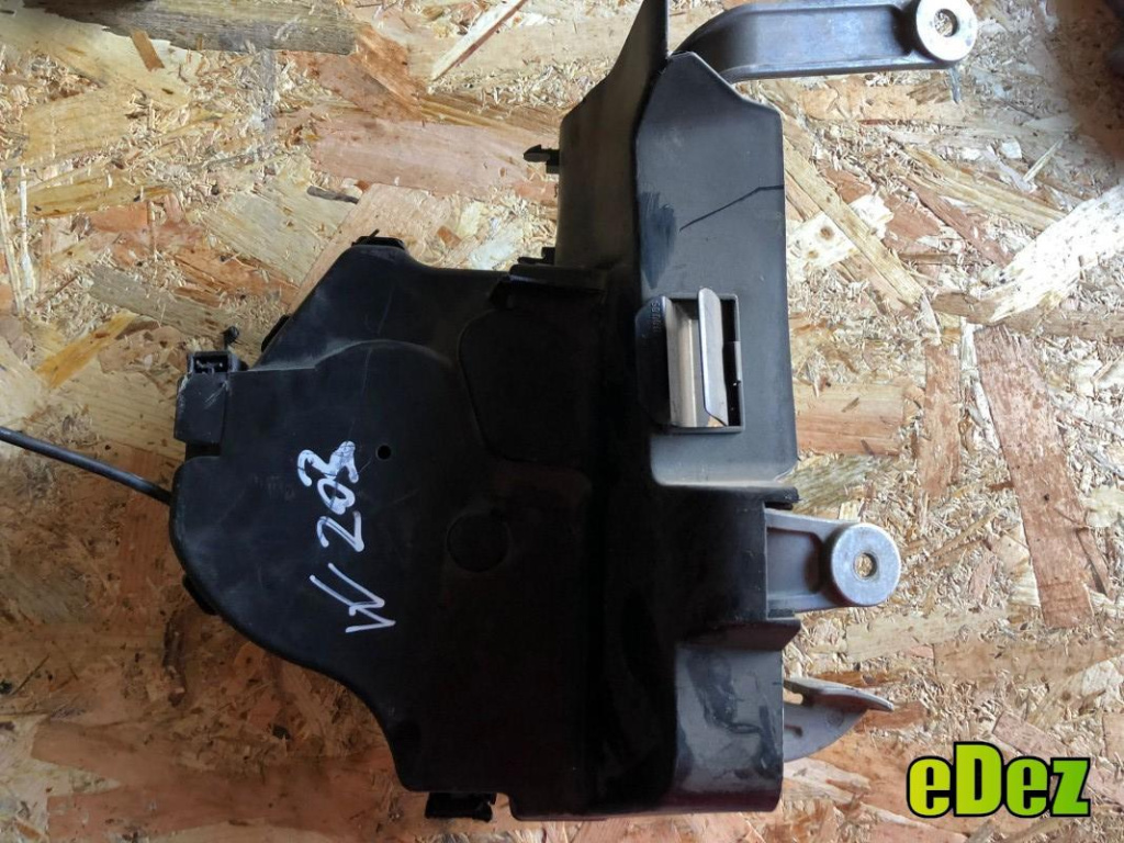 Frana de mana Mercedes C-Class (2001-2007) [W203] a2038310005