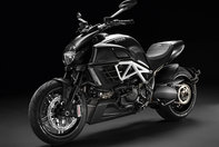 Frankfurt Motor Show 2011: Ducati prezinta modelul Diavel AMG Special Edition