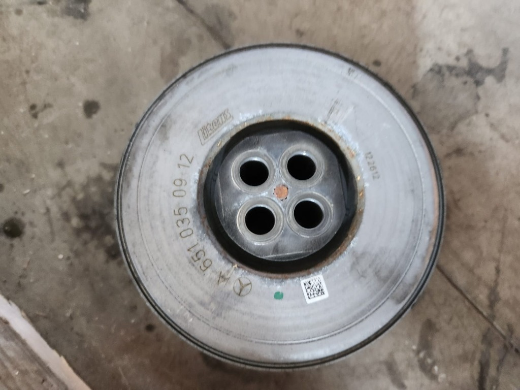 Fulie arbore motor Mercedes C200 w204 A6510350912