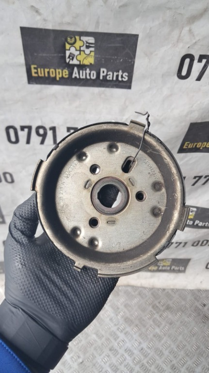 Fulie ax came Skoda Superb 2 1.6 TDI CAY an 2010 cod 03L109239A