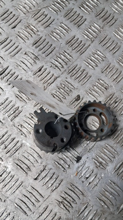 Fulie pompa injectie VW Passat B7 2.0 TDI CFF cod 03L130111D / 03L130238A