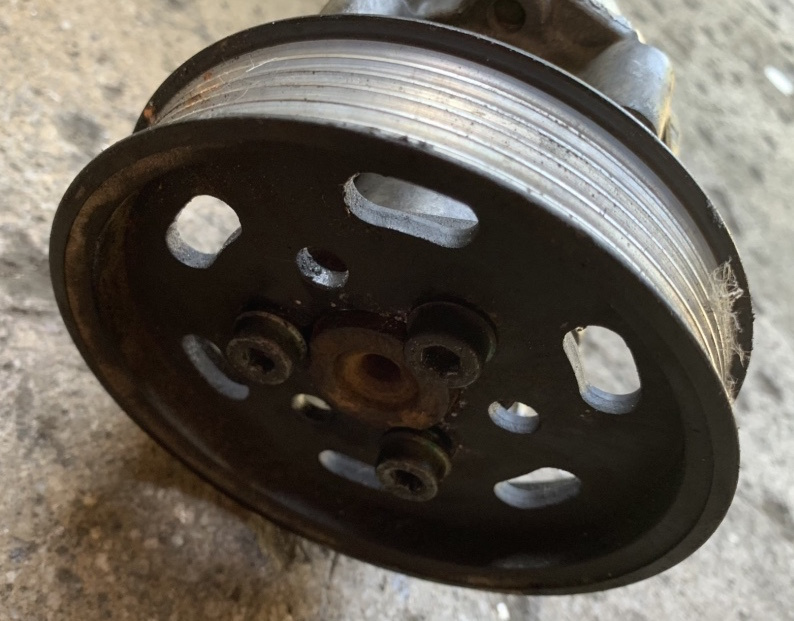 Fulie pompa servodirectie Volkswagen VW Bora [1998 - 2005] Sedan 1.9 TDI MT (150 hp) (1J2)