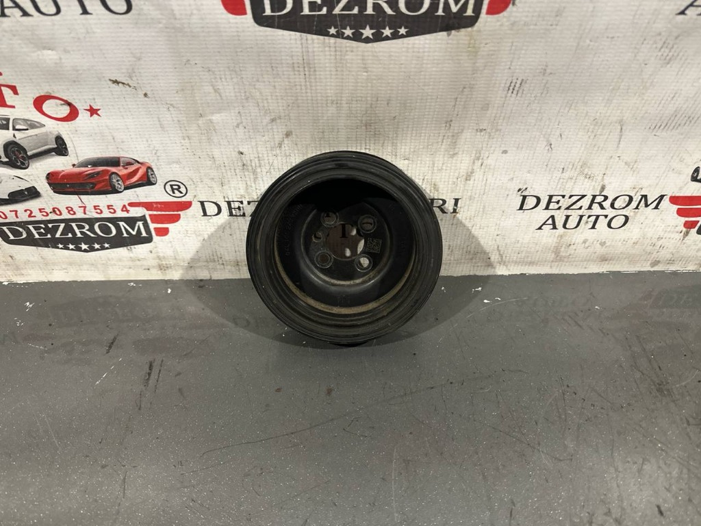 Fulie vibrochen 04L105243 Seat Leon III Hatchback (5F1) 1.6 TDI 105 cai CLHA