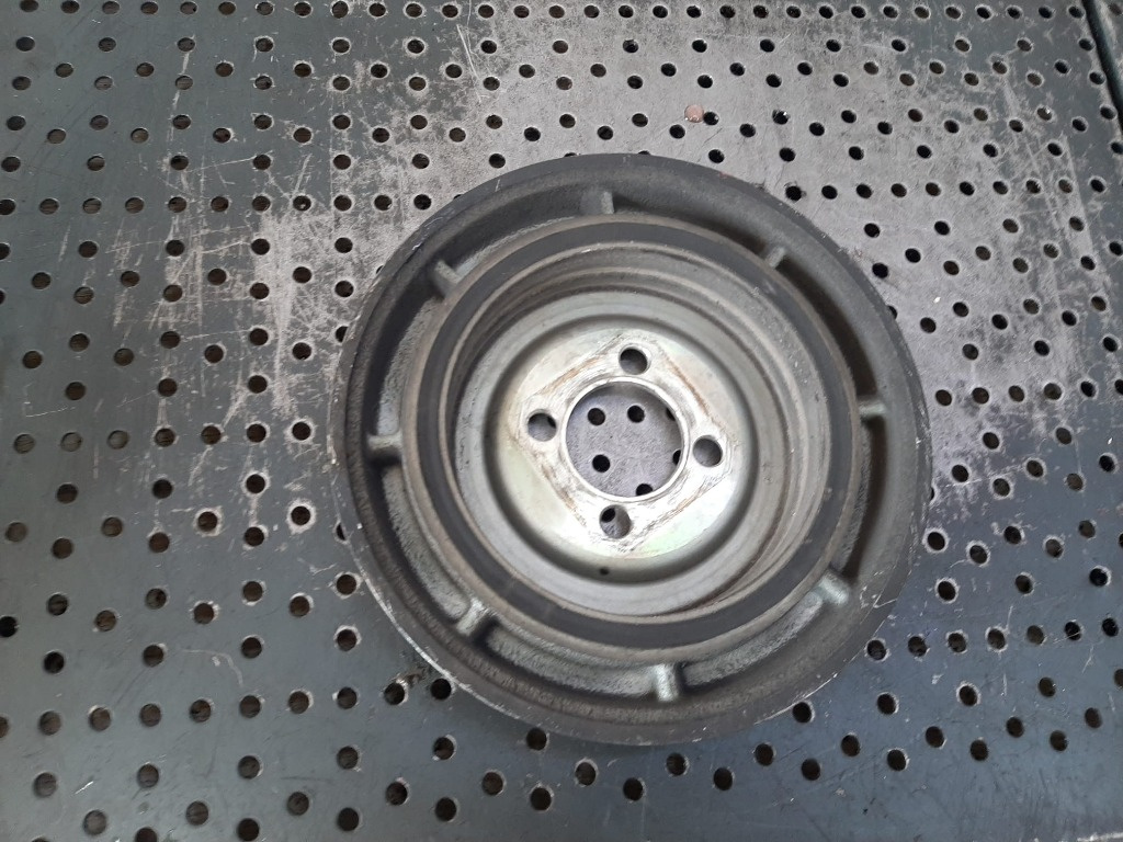 Fulie vibrochen 1.3 d multijet 199a2000 199a3000 lancia ypsilon 843 fiat doblo fiorino 285-335hz