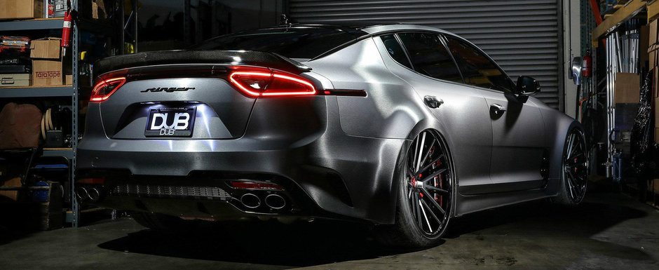 Fura toate privirile celor prezenti la SEMA 2018. Nu este vreo masina americana ci...o KIA Stinger Fura toate privirile celor prezenti la SEMA 2018. Nu este vreo masina americana ci...o KIA Stinger