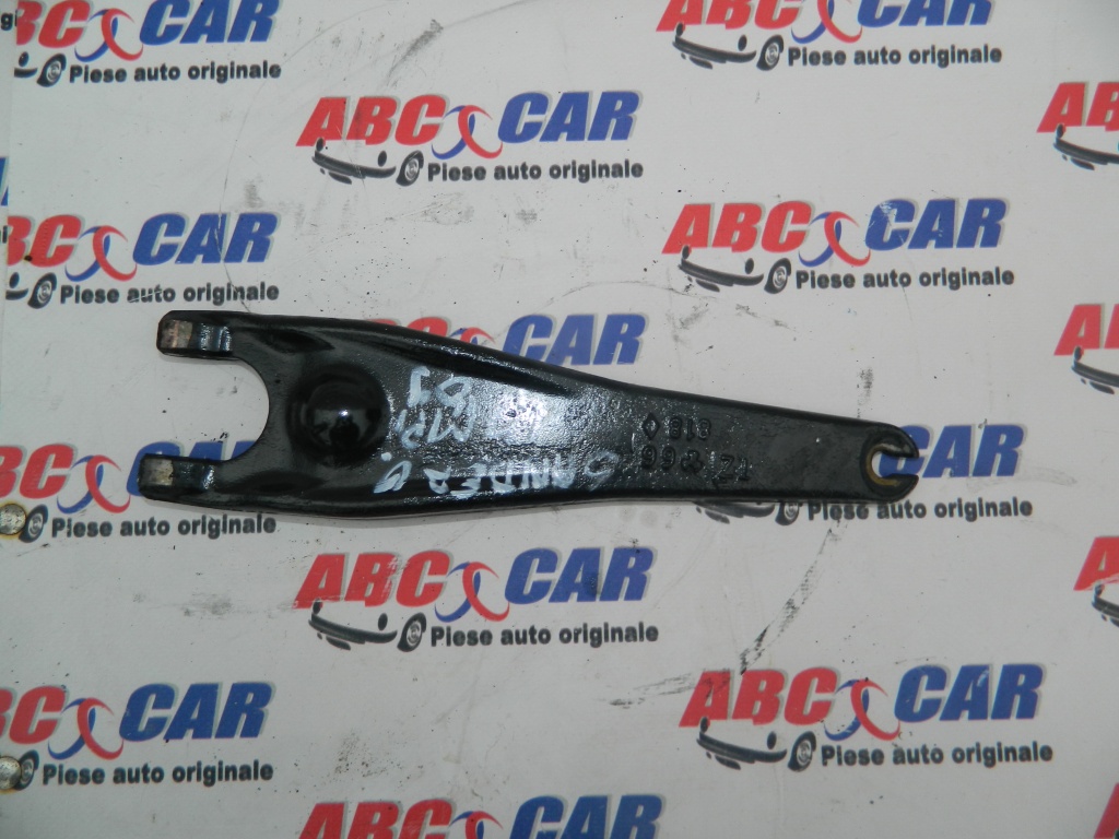Furca ambreiaj Dacia Sandero 1.4 MPI model 2009